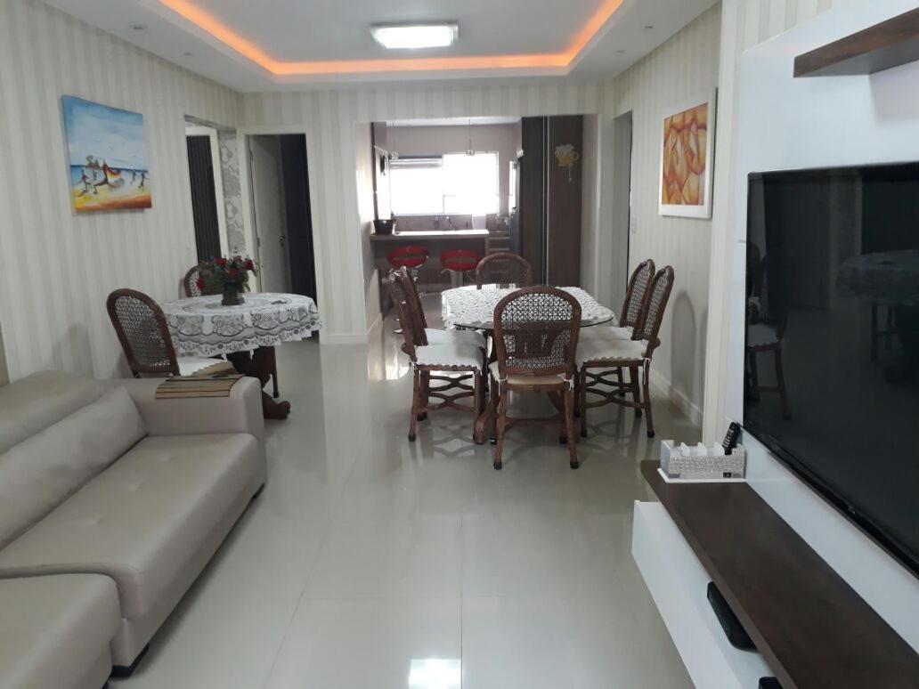 Lindo Apartamento Vista Mar Balneario Camboriu Luaran gambar